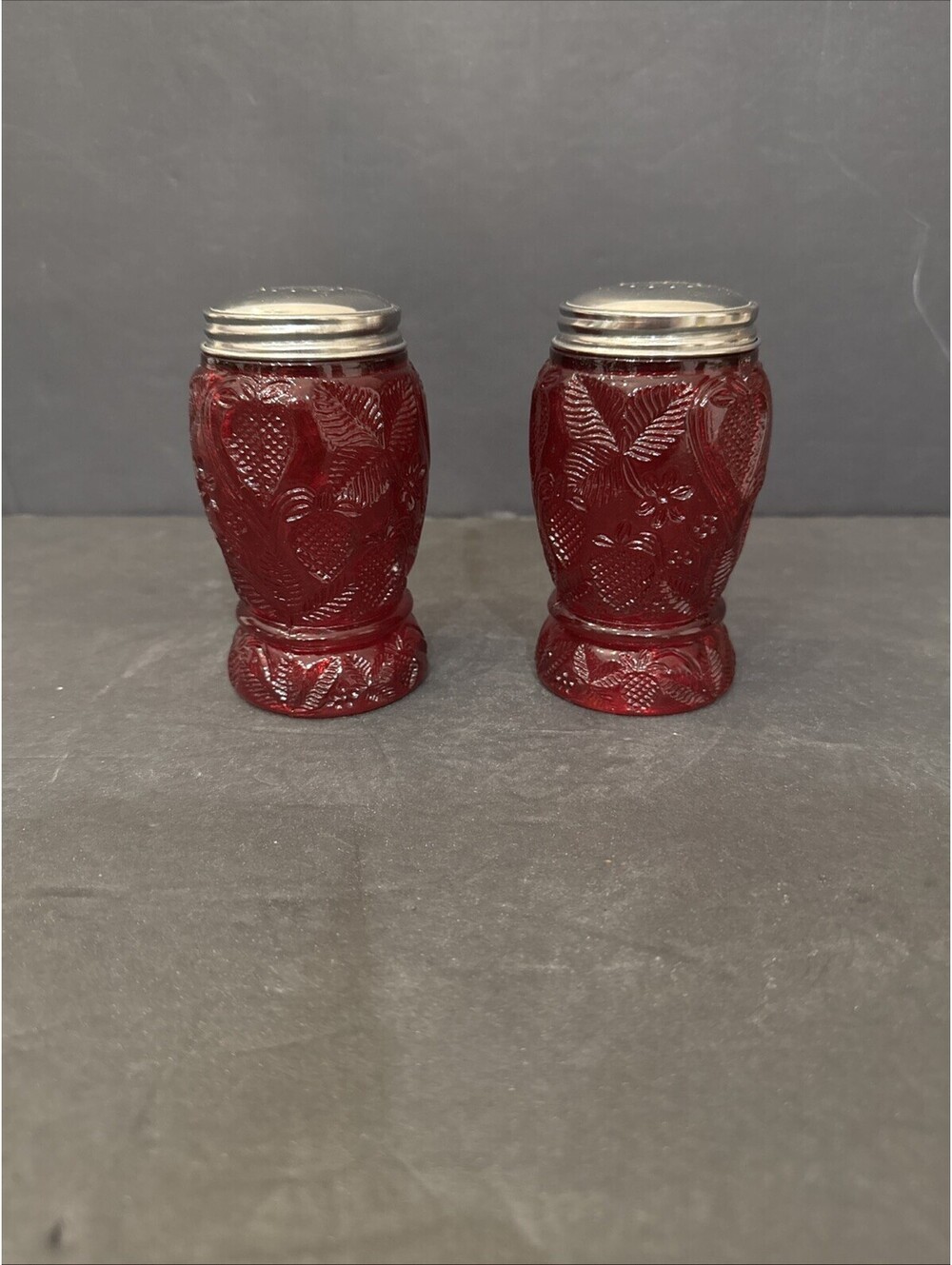 Fenton Glows Pair Of  Red Glass Shakers Strawberry Pattern 4.5” H By 2.5” W